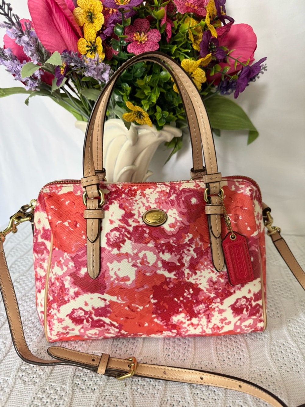 Coach Peyton EUC mini floral Bennet satchel crossbody